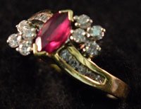 We have one of a kind estate pieces.  Estate Jewelry available in Phoenix by Keith Hinrichsen of Hinrichsen Jewelers.  Every person has their own taste and Hinrichsen Jewelers recognizes this fact.  Please come visit our store and see ourfor yourself!